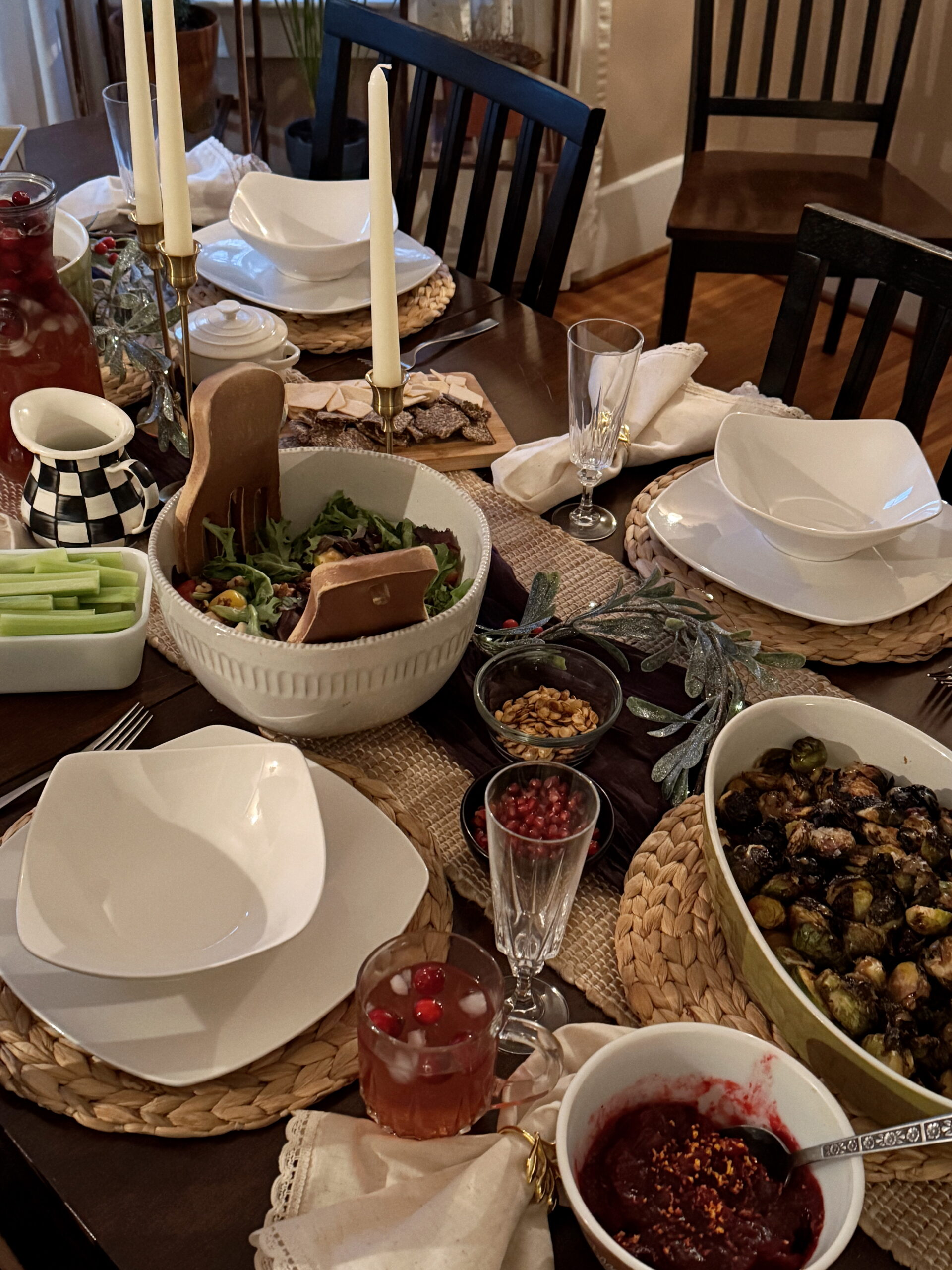 7 Thoughtful Friendsgiving Ideas for Adults That Feel Intentional